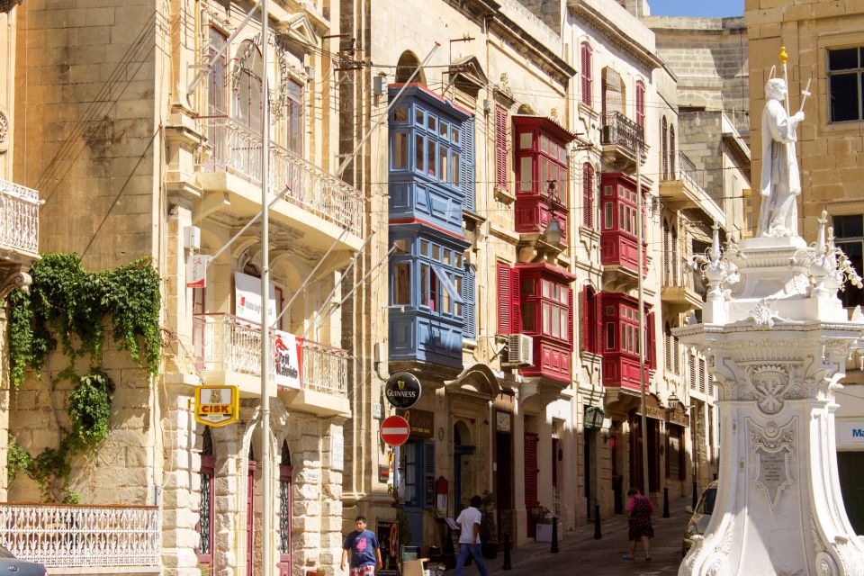 Malta: Vintage Bus Ride Through the Three Cities - Customer Reviews
