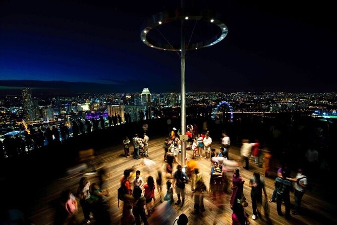 Marina Bay Sands Observation Deck in Singapore - Luggage and Entry Information