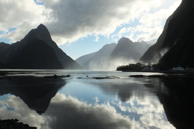 Milford Sound Discovery Tour - Meeting and Pickup Information