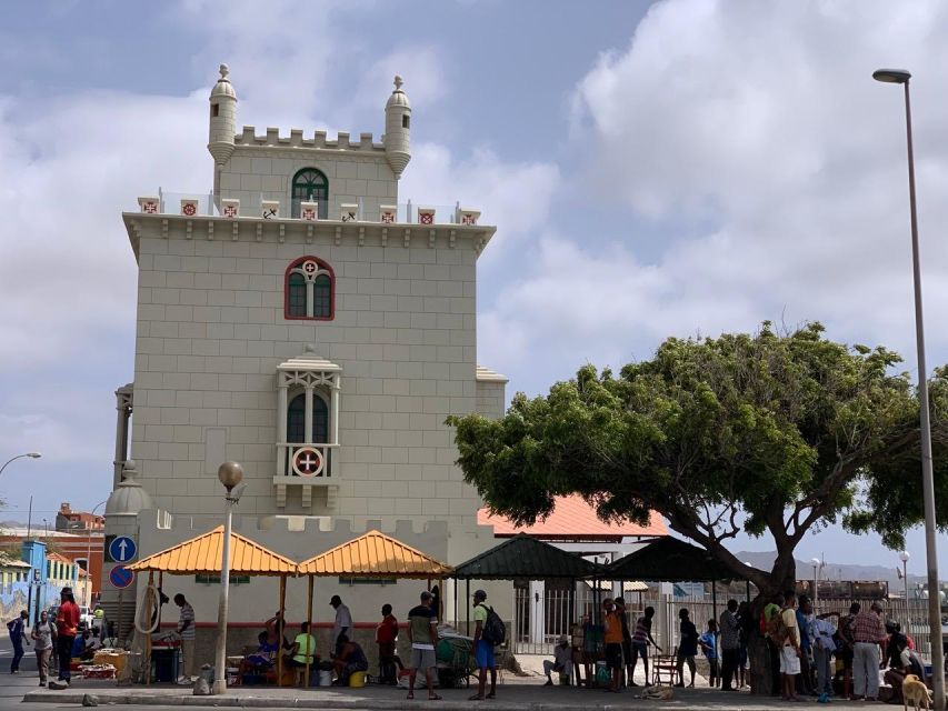 Mindelo: City Tour With Carnival Dancer - Experience Mindelos Queen of Samba