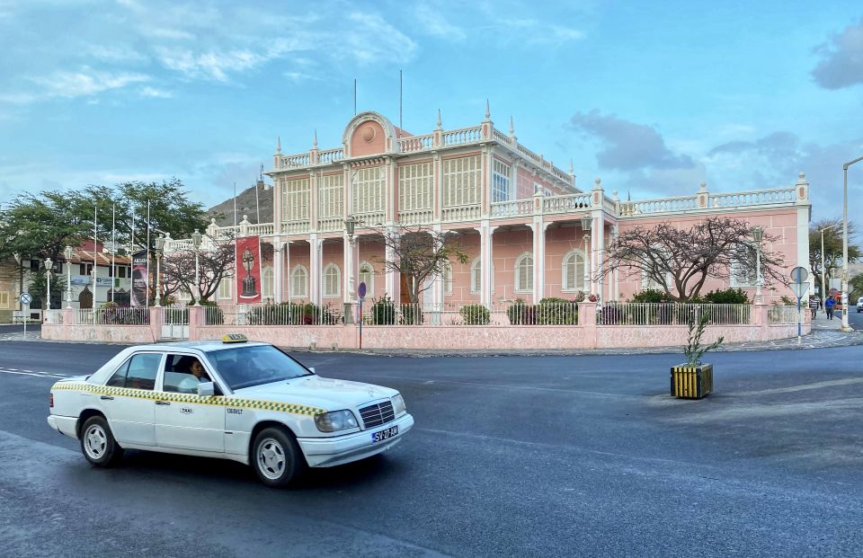 Mindelo: Private Walking Tour With Local Food Tasting - Local Food Tasting