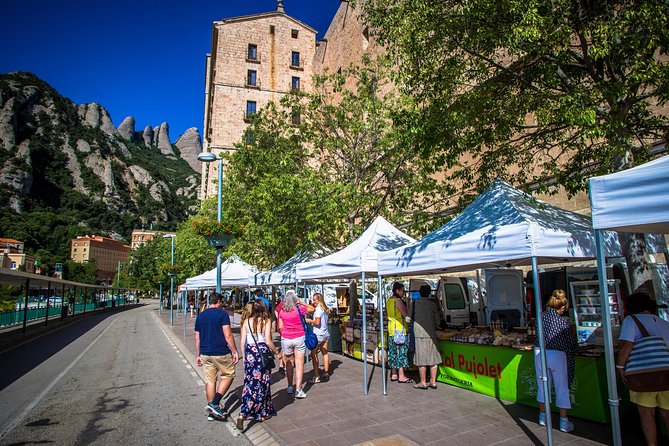 Montserrat Half Day & Optional Sagrada Familia Small Group Tour - What To Expect