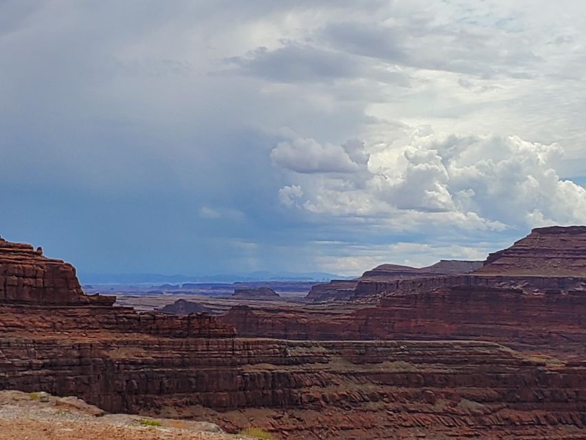 Morning Canyonlands Island in the Sky 4x4 Tour - Expert Guidance