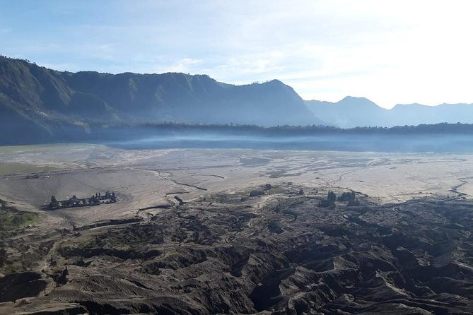 Mount Bromo Sunrise Tour From Surabaya or Malang - 1 Day - Guides Expertise