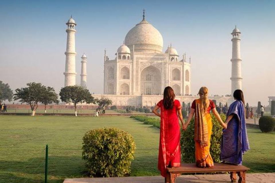 Mumbai : One Day Tour Of Tajmahal Including Lunch Entrances - Accessibility and Group Details