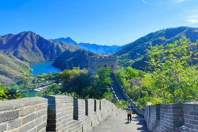 Mutianyu Great-Wall and Huanghuacheng Water Great-Wall Tour Within One Day - Visitor Reviews
