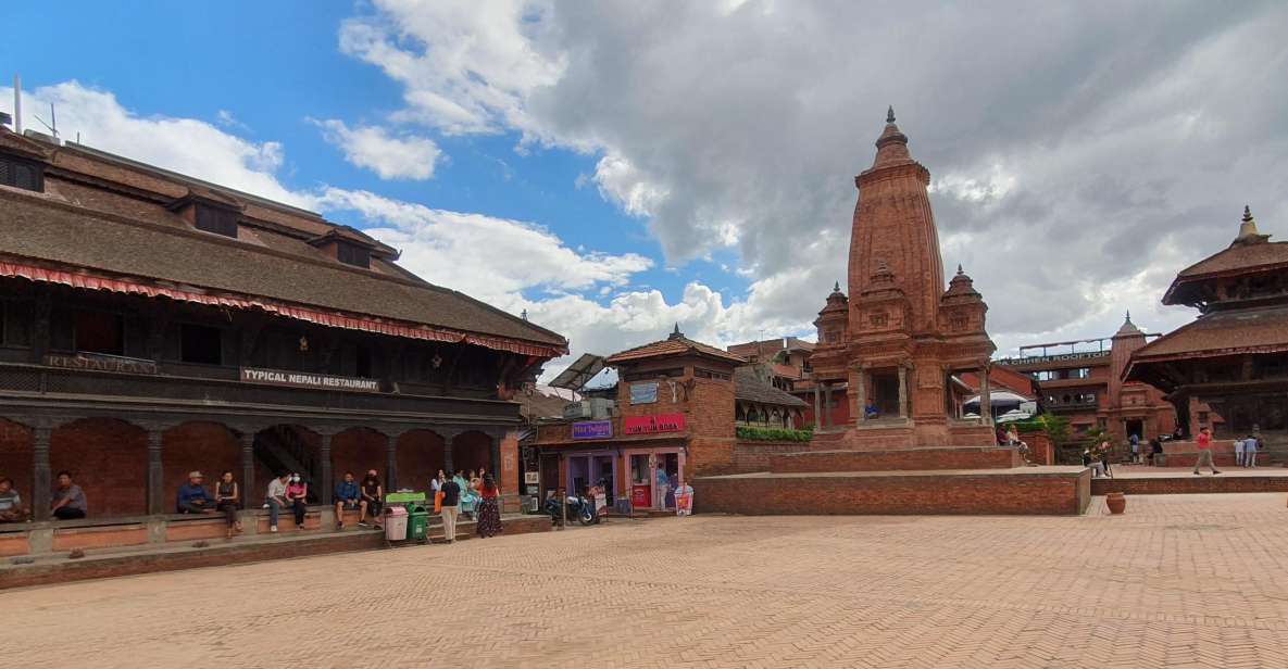 Nagarkot Sunrise & Ancient Bhaktapur Durbar Square Tour - Bhaktapur Durbar Square Exploration