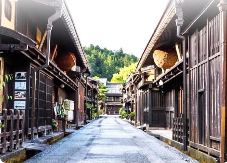 Nagoya: Shirakawa-go Village and Takayama UNESCO 1-Day Trip - Customer Reviews
