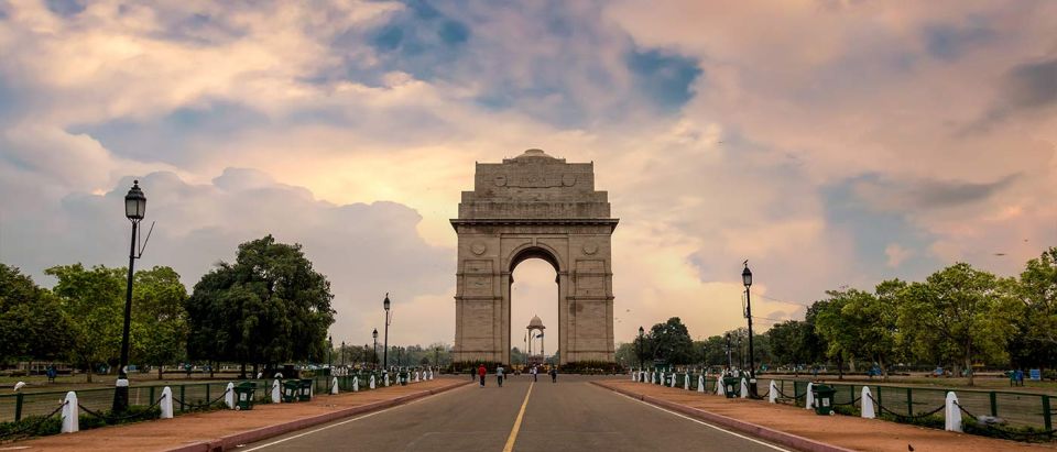 New Delhi: Private 3-Day Golden Triangle Tour With Lodging - Sightseeing Highlights in Delhi and Agra