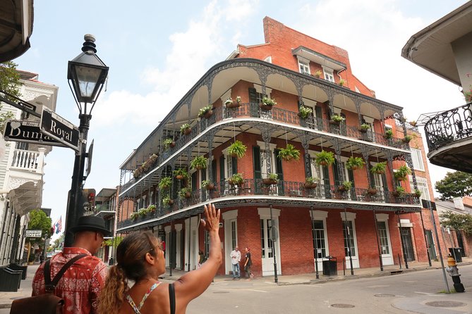 New Orleans Food and History Walking Tour - Tour Guide Performance