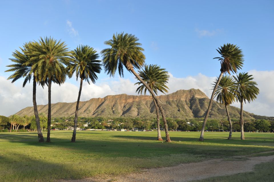 Oahu: Diamond Head Sunrise and Parasailing Tour - Experience Highlights