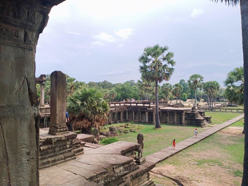 One Day Temple Tour to Angkor Wat, Angkor Thom & Taprohm - Tour Highlights