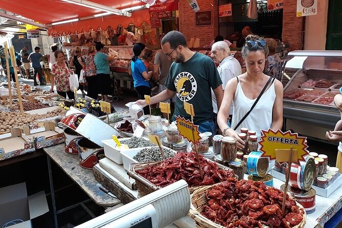 Palermo Street Food Tour: Art, History and Ancient Markets - Must-Try Street Food in Palermo