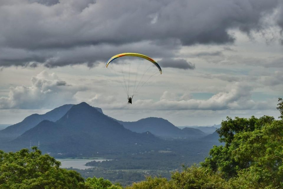 Paragliding in Kurunegala - Scenery and Views