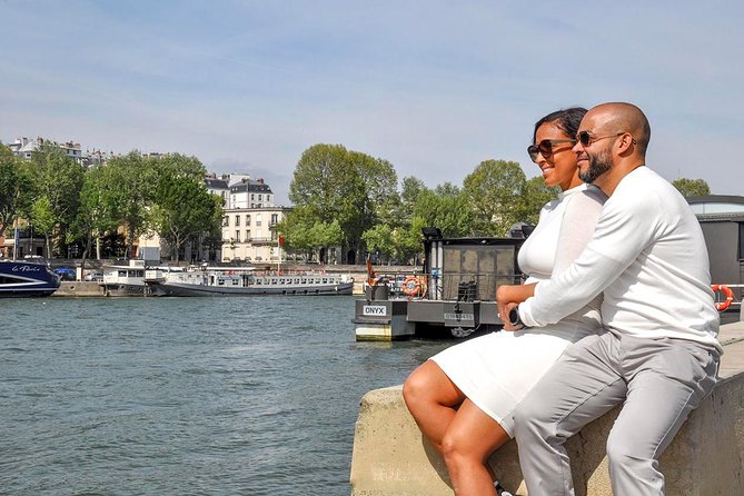 Paris Engagement Proposal Private Walking Tour With Professional Photographer - Meeting Details