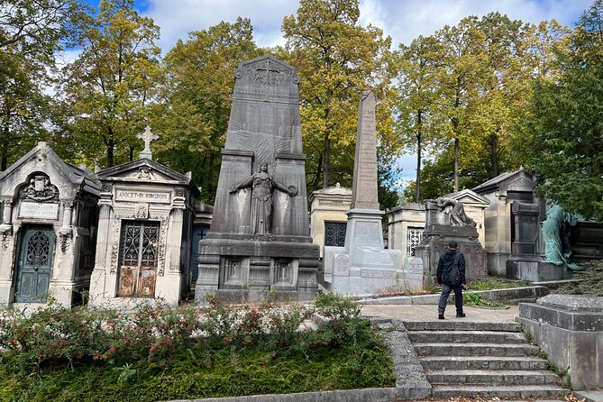 Paris: Haunted Père Lachaise Cemetery Guided Tour - Booking and Policies