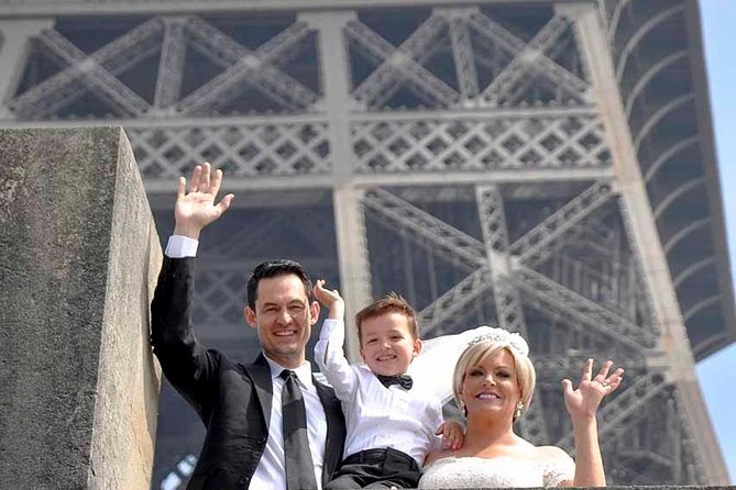 Paris Renew Your Wedding Vows Experience With Professional Photographer - Memorable Experiences