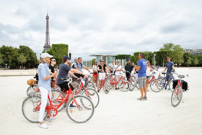 Paris Sightseeing Guided Bike Tour Like a Parisian With a Local Guide - Guide Feedback