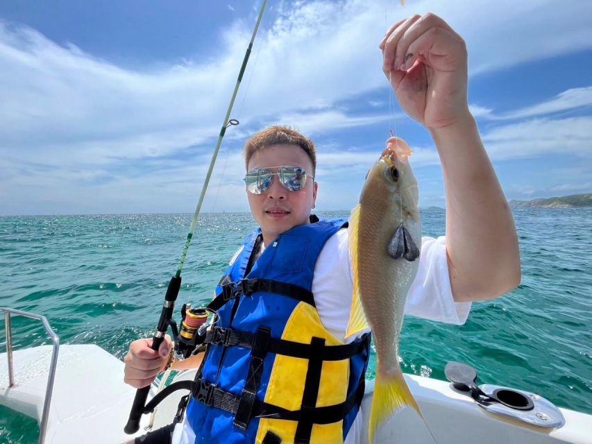 Pattaya: Private Speedboat Samaesan With Fishing & Snorkel - Safety Measures