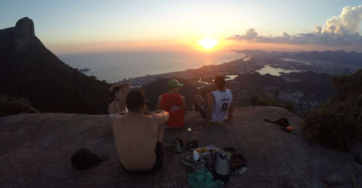 Pedra Bonitas Hike: Amazing View - Directions