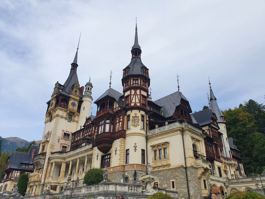 Peleș Castle, Bran Castles and Brasov City - Private Tour - Peles Castle Experience and History