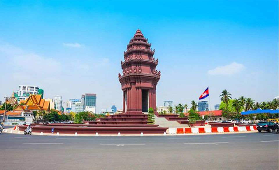 Phnom Penh City Tour by Tuk Tuk With English Speaking Guide - Additional Details to Note