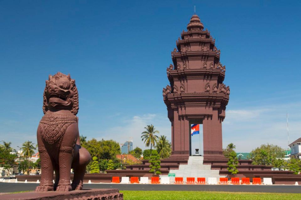Phnom Penh: Hidden Gems City Walking Tour With a Local Guide - Detailed Description