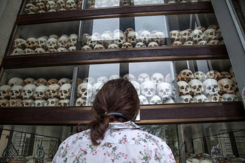 Phnom Penh: Killing Fields and S-21 Museum Tour - Safety and Respect Guidelines