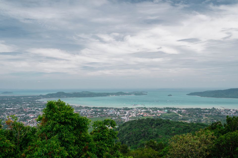 Phuket: Half-Day City Highlights and Viewpoints Group Tour - Tour Highlights and Itinerary