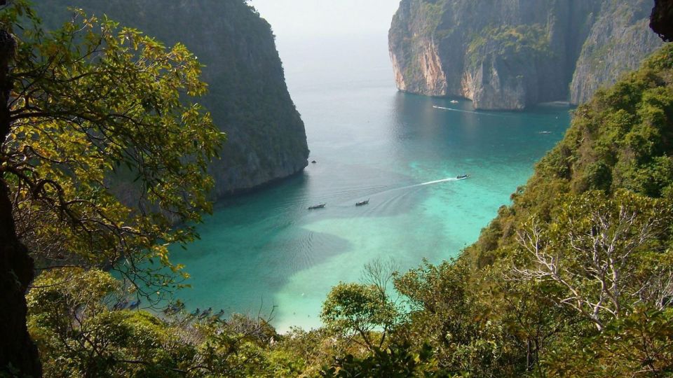 Phuket: Phi Phi Island Sunrise Group Speedboat Tour - Tour Itinerary