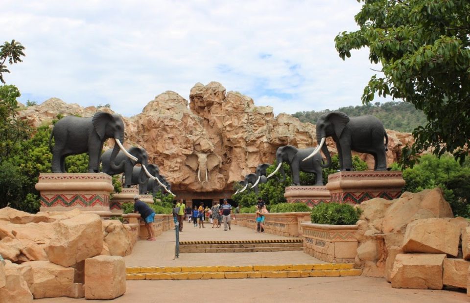 Pilanesberg Full-Day Shared Safari With Sun City Visit - Payment and Reservation Process