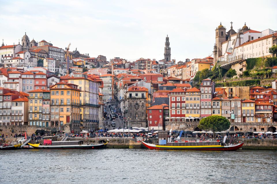 Porto: Private Architecture Tour With a Local Expert - Participant Requirements