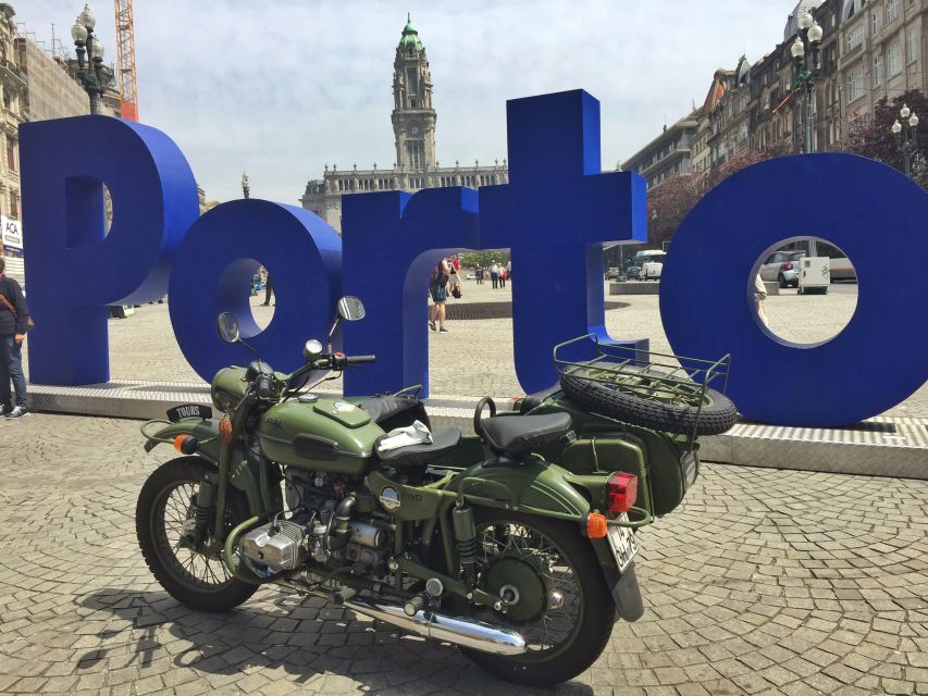 Porto Private Sidecar Tour - Professional Guide Features