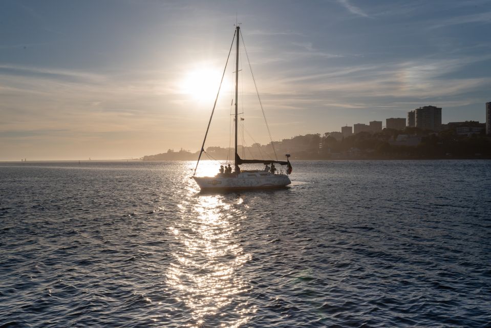 Porto: Romantic Sailboat Cruise - Douro River Experience