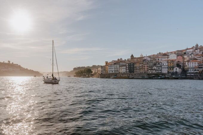 Porto: Shared Douro River Sunset Cruise With Welcome Drink - Starting Location