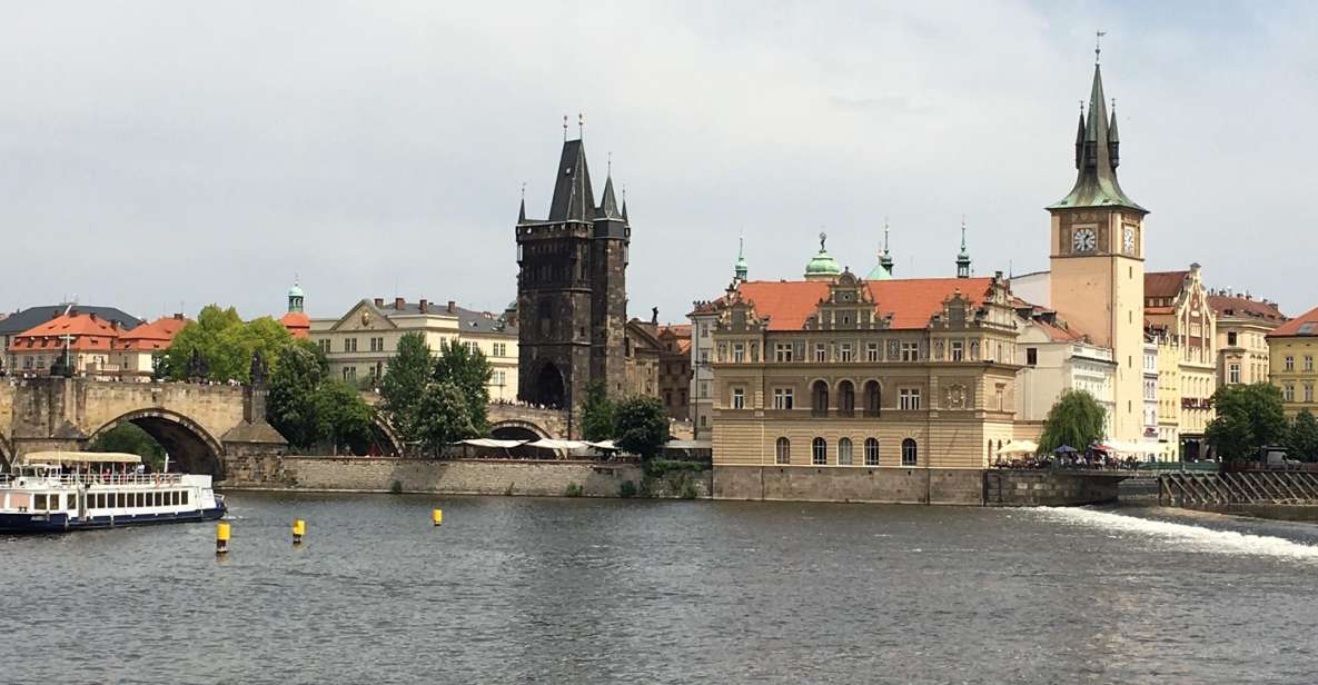 Prague: 1-Hour Vltava River Cruise - Customer Reviews and Ratings
