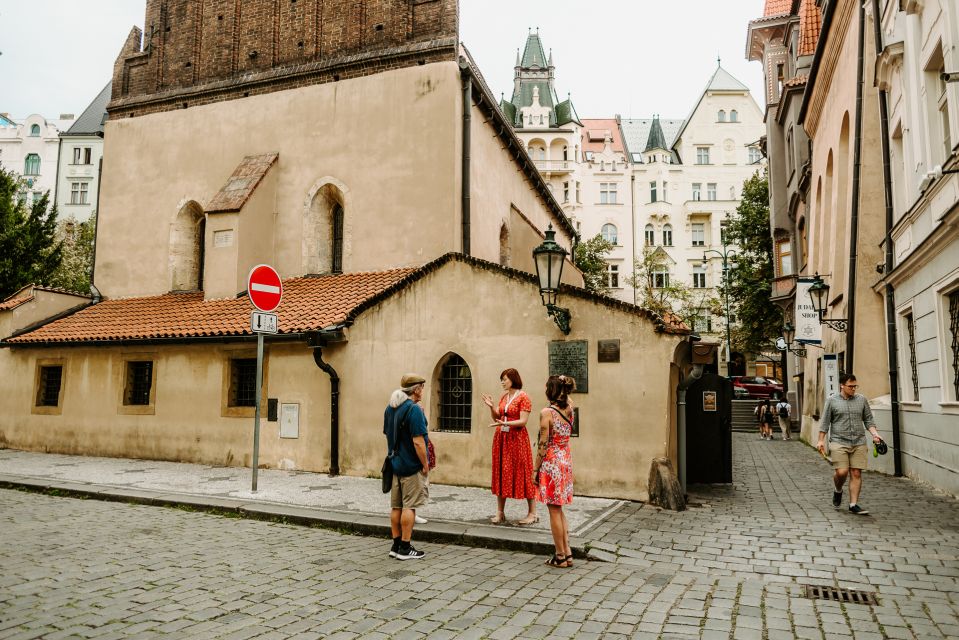 Prague: 3h Private Jewish Quarter Walking Tour, Coffee Incl. - Historical Insights and Jewish Heritage
