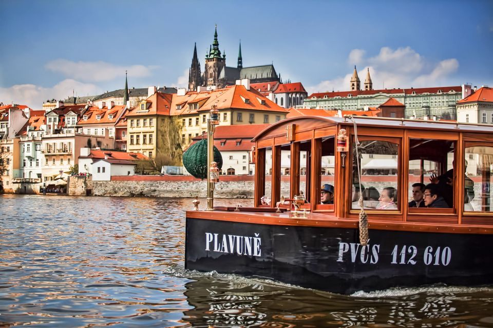 Prague: 45-Minute Historical River Cruise and Refreshments - Payment and Reservation Options