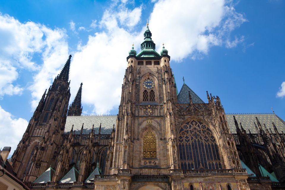 Prague Castle: 1-Hour Introduction Tour With Entry Ticket - Inclusions