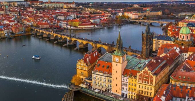 Prague: Castle and Jewish Quarter Tour With Cruise and Lunch - Booking Details