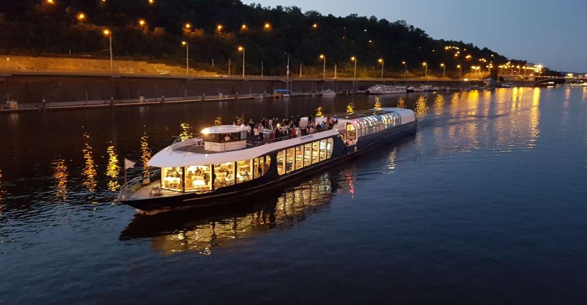 Prague: City Tour and Dinner Cruise With Hotel Pickup - Cruise Highlights