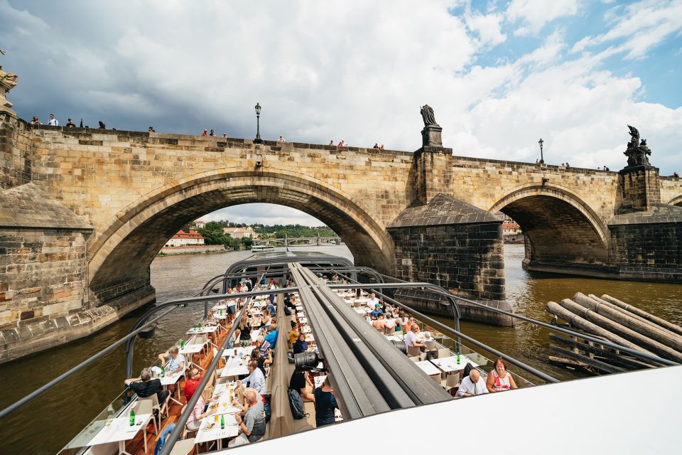 Prague: Vltava River Lunch Cruise in an Open-Top Glass Boat - Customer Reviews