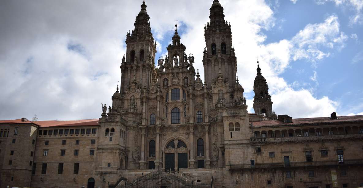 Premium Porto Santiago Compostela Tour Lunch & Wine Tasting - Booking Details and Pricing