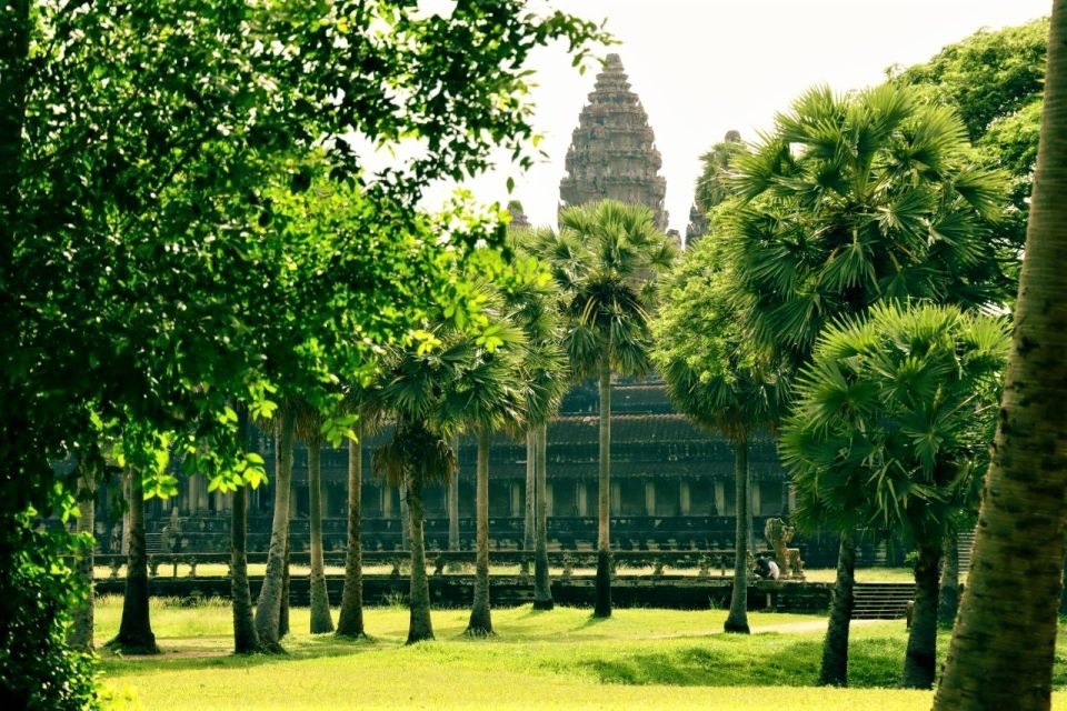 Private Angkor Wat, Ta Promh, Banteay Srei, Bayon Guide Tour - Inclusions and Entitlements