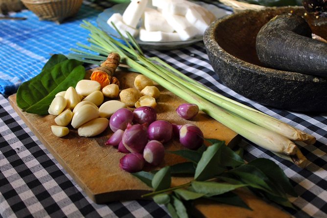 PRIVATE Balinese Cooking Class in a Traditional Family Home - Putus Hospitality and Farm-to-Table Experience