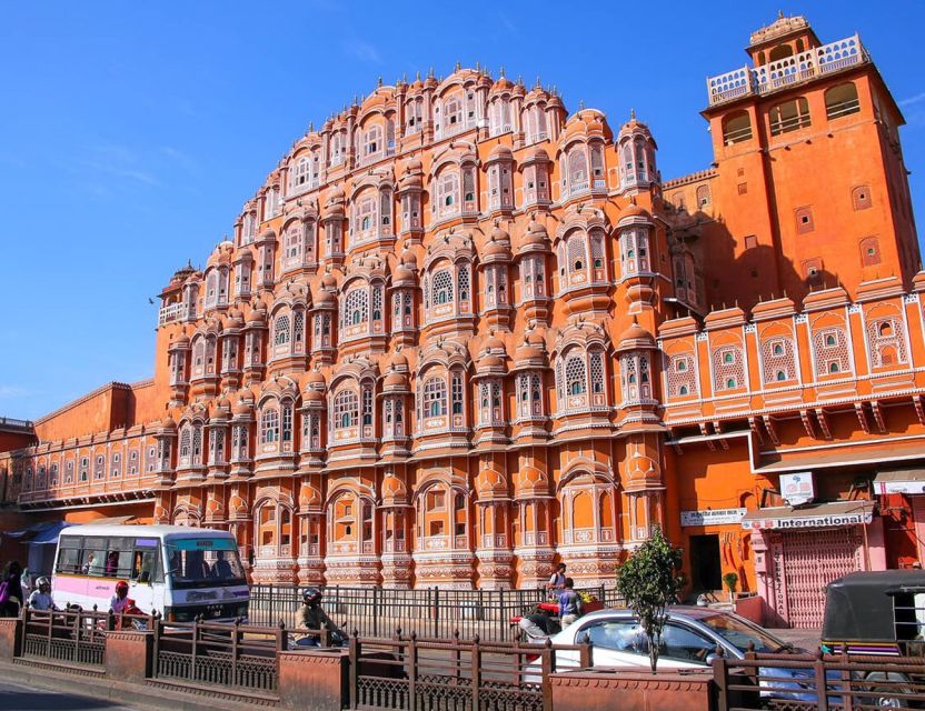 Private Car and Driver Hire in Jaipur For City Tour - Design Your Itinerary