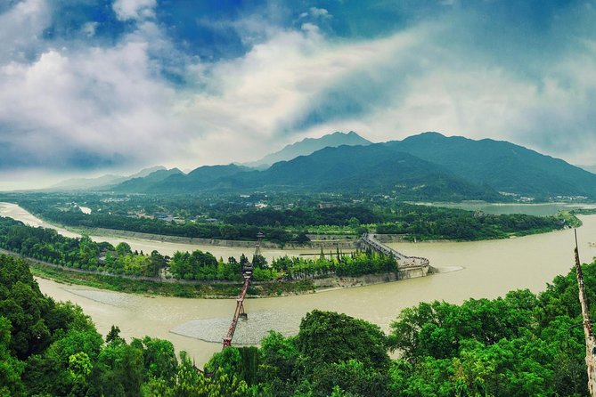 Private Day Tour: Dujiangyan Panda Base and Irrigation Project - Last Words