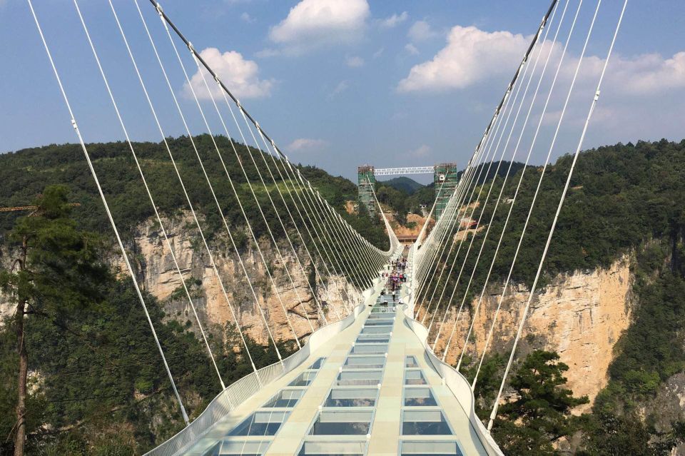 Private Day Tour to Tianmen Mountain & Sky Walk&Glass Bridge - Location & Features