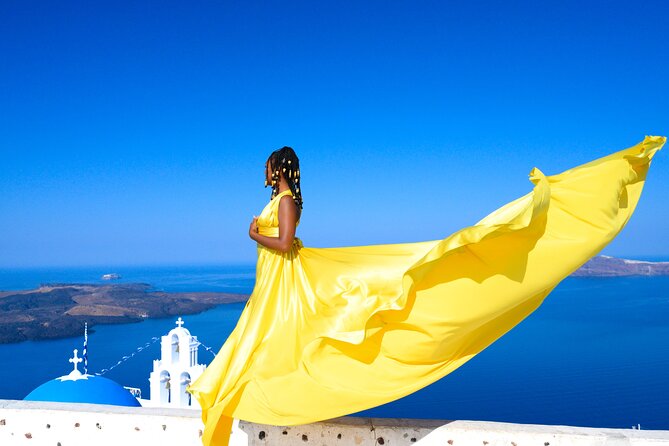 Private Flying Dress Photoshoot in Santorini - Photographer Assistance and Editing