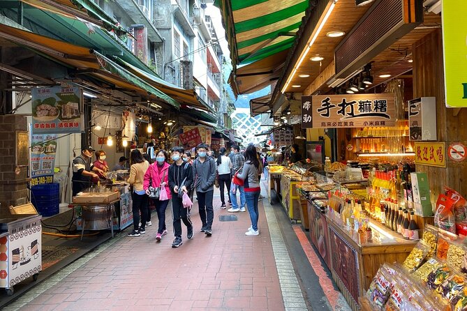 Private Forest Trail Day Tour in New Taipei - Customer Reviews